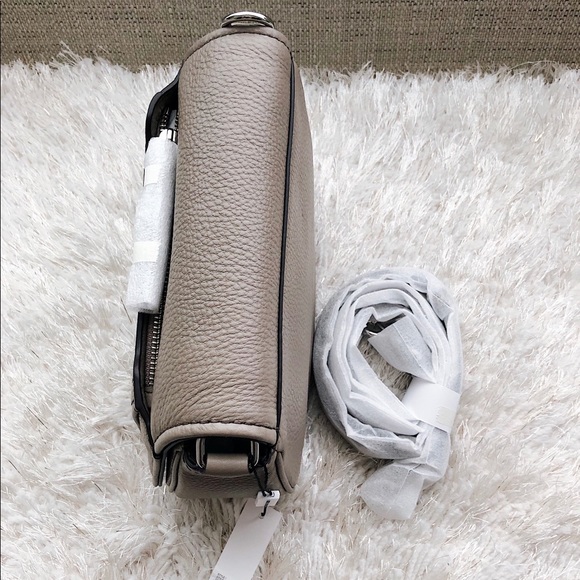 ✨New MARC JACOBS Empire City Mini Crossbody Bag - Picture 3 of 8